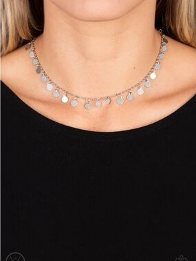 paparazzi Silver Disc Dangle Choker Necklace
